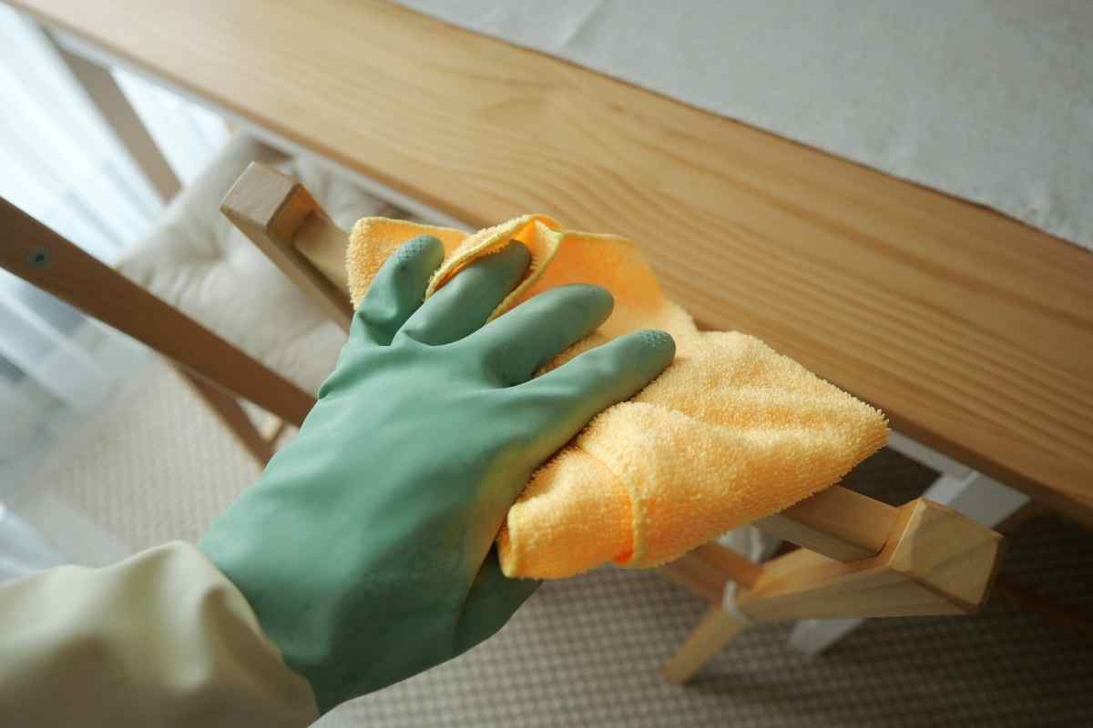 Come cancellare i segni del tempo dai tuoi mobili in legno con un unico ingrediente